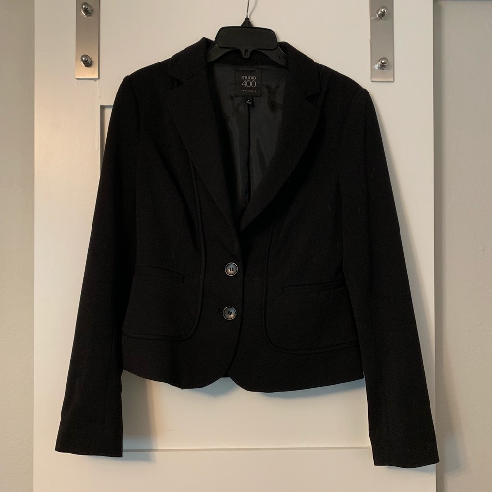 Studio 400 tailored women’s blazer, size 6